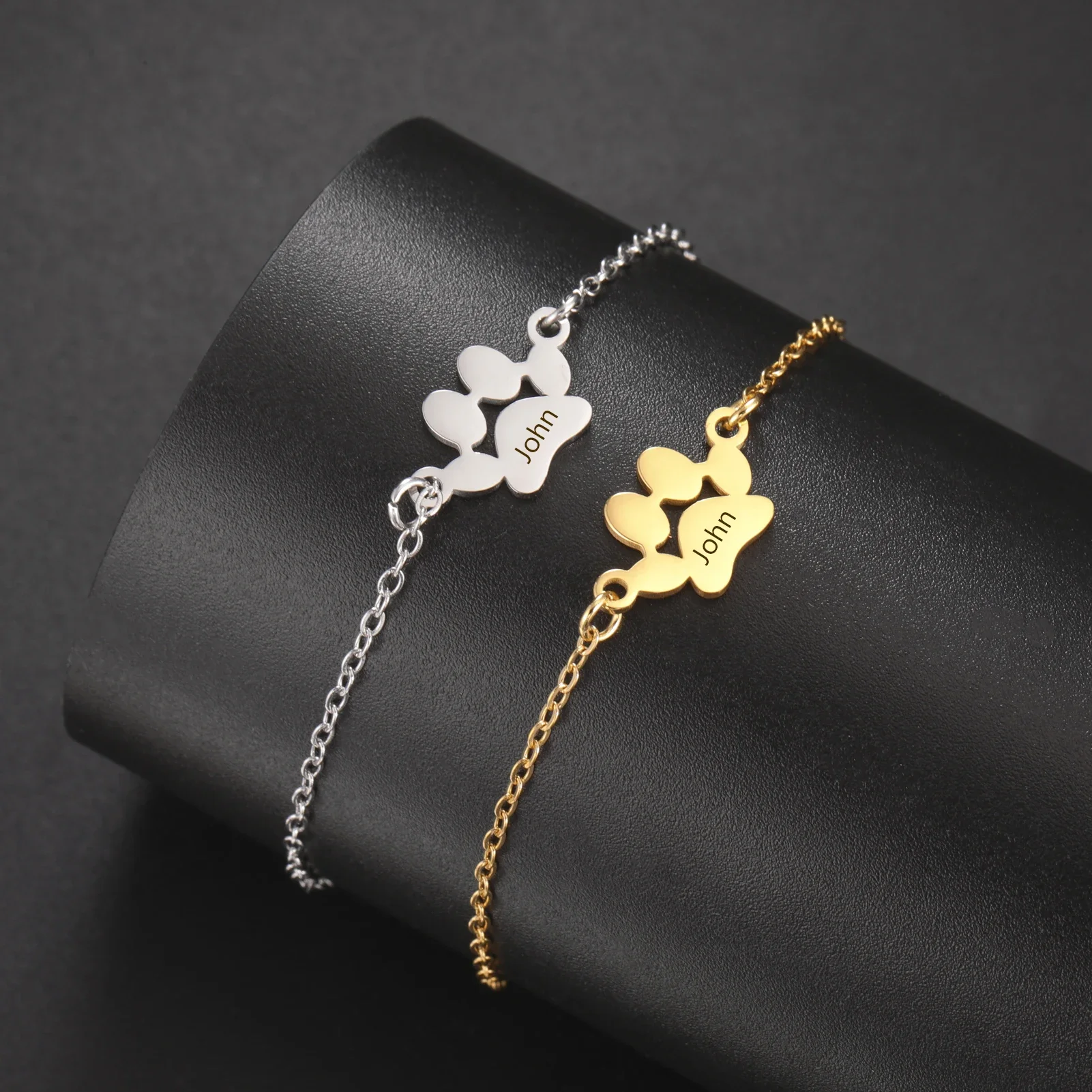 Bracelet Link Remover - かわいいトレンディな犬猫の足跡カスタムネームブレスレット女性ステンレス鋼ジュエリー複数の名前パーソナライズされたペットバレンタインデーギフト